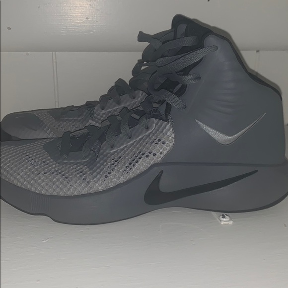 Nike Other - Nike basketball shoes